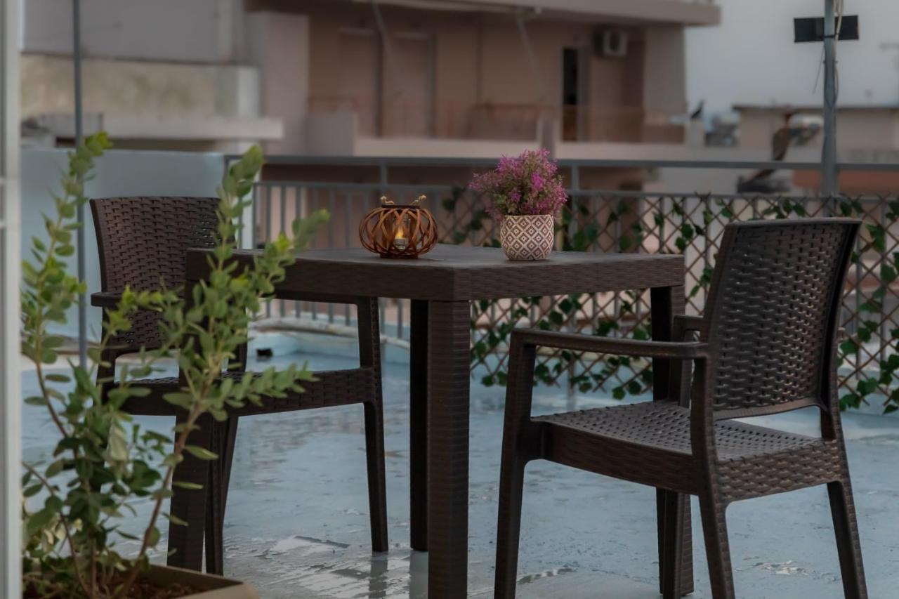 P&K Luxury Apartments 3 Каламата Экстерьер фото